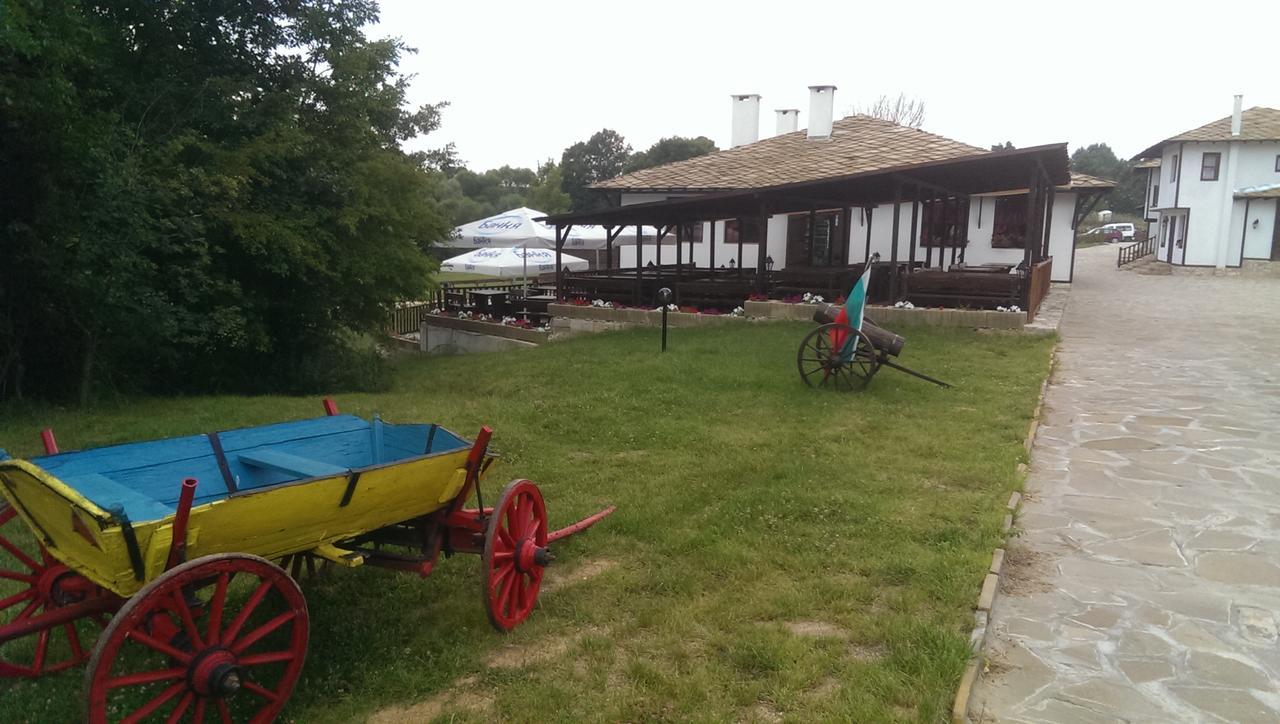 מלון Ethnocomplex Krivini מראה חיצוני תמונה
